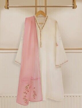 Agha Noor Embroidered Shirt with Pink Organza Dupatta and White Trouser Size (M)